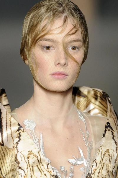 Б'юті-образи Alexander McQueen, які змінювали погляд на красу
