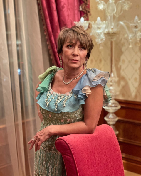 Дружина Олександра Скічка показала свою маму та публічно звернулася до неї