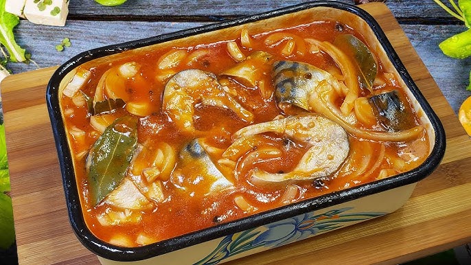 Скумбрія, маринована в кетчупі