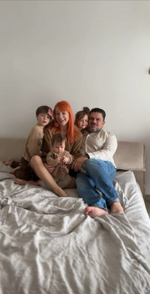 Світлана Тарабарова показала свою найменшу донечку й ніжно привітала її у перший день народження