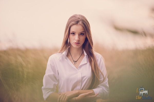8 причин, чому красиві дівчата часто самотні