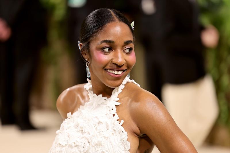 Бал і я: контраверсійні образи краси знаменитостей на Met Gala 2024