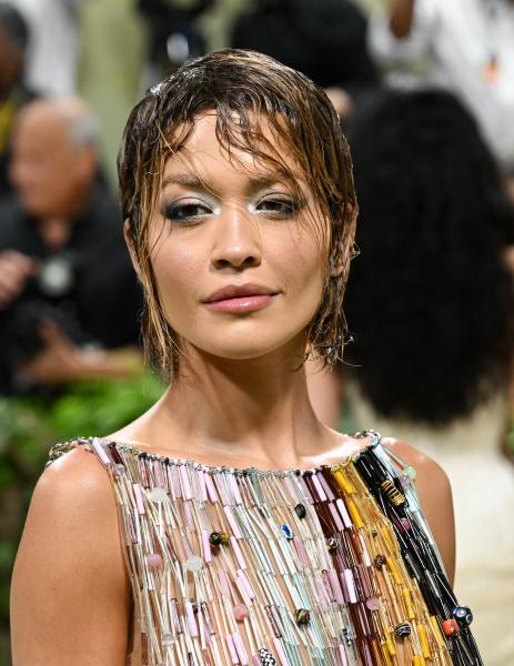 Бал і я: контраверсійні образи краси знаменитостей на Met Gala 2024