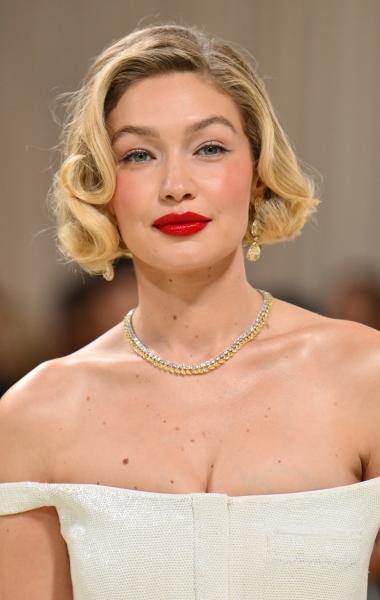 Бал і я: контраверсійні образи краси знаменитостей на Met Gala 2024