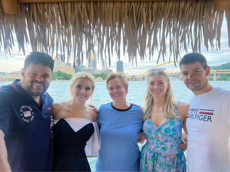 Ірина Федишин показала рідкісне фото зі свекрухою та ніжно привітала її з особливим святом