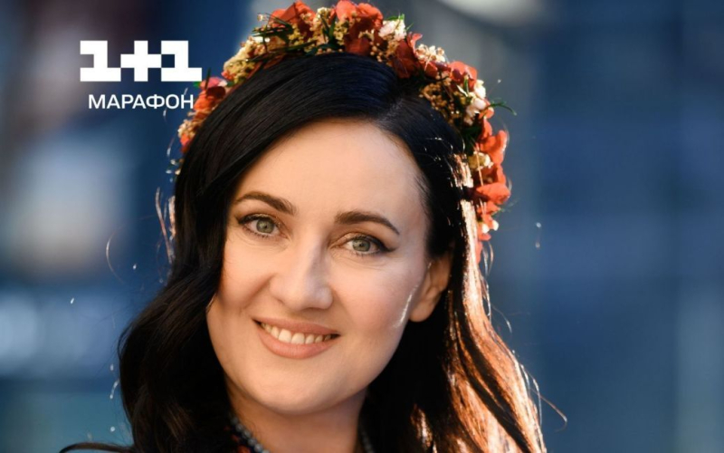 Соломія Вітвіцька зачарувала образом у незвичній вишиванці й шокувала схожістю з донькою гетьмана України