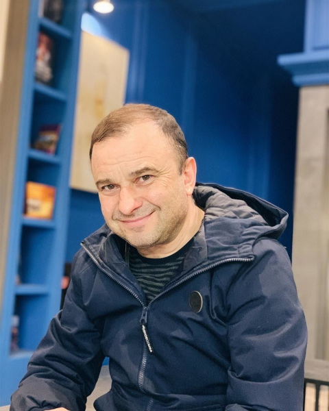 Віктор Павлік розповів про реабілітацію після складної операції на серці: "Ледве стою"