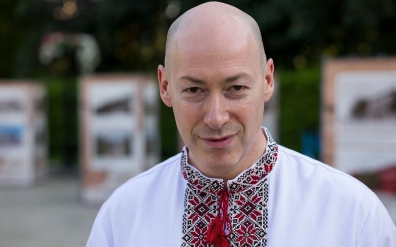 56-річний Дмитро Гордон розкрив секрет свого молодого вигляду і зізнався, чи робив пластичні операції