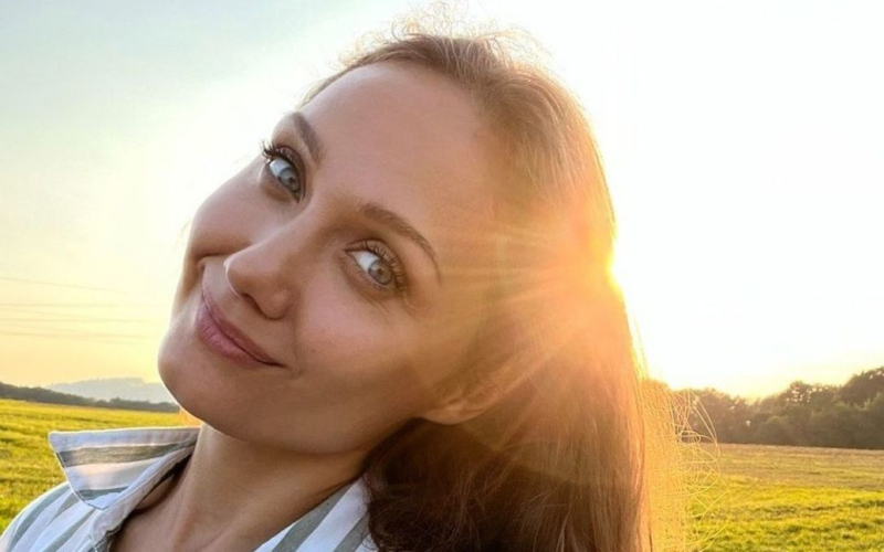 Євгенія Власова відверто розповіла, чому приховує 19-річну доньку та де вона зараз