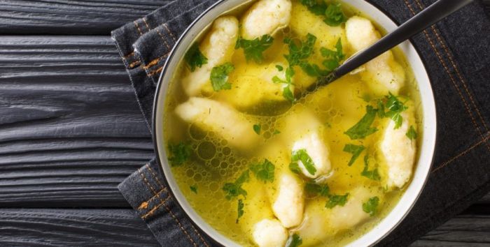 Рецепт бульйону з картопляними галушками