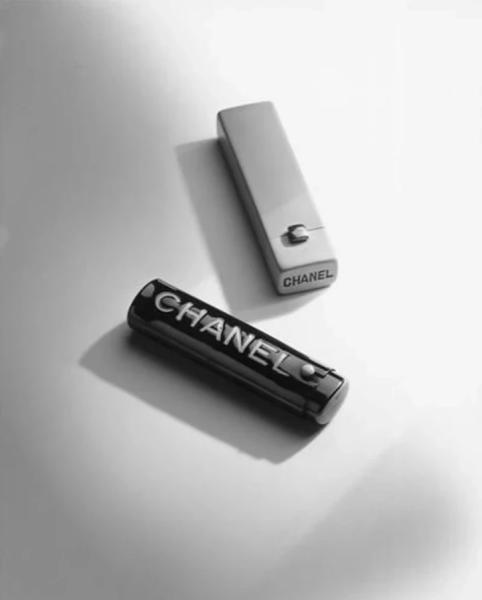 У всіх на вустах: історії легендарних помад. CHANEL
