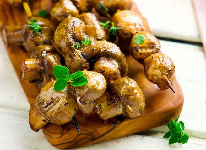 Як приготувати шашлик з печериць