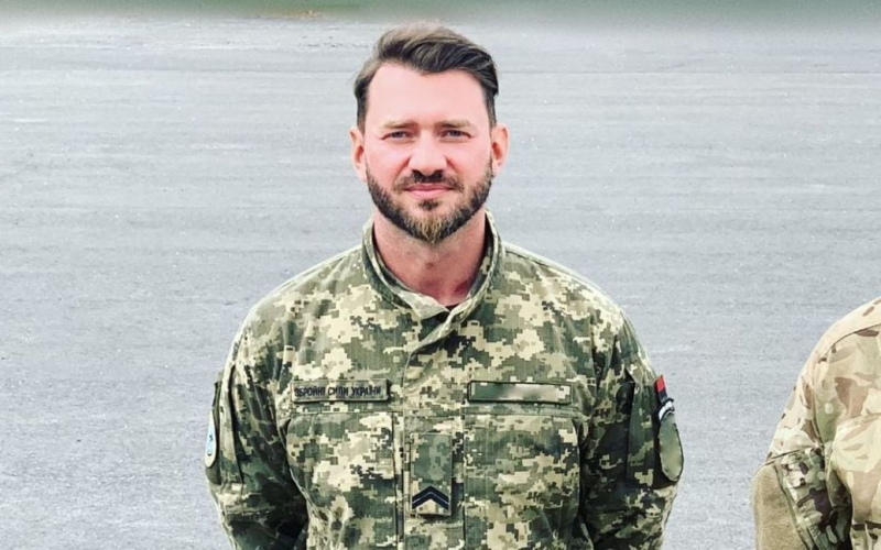 Дмитро Дікусар вперше за тривалий час вийшов на зв'язок і розповів, як на передовій зустрів 39-річчя
