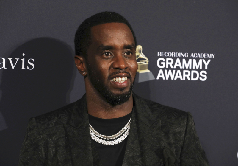 Друг P. Diddy розкрив, кого з відомих зірок бачив на скандальних вечірках репера і що там відбувалося