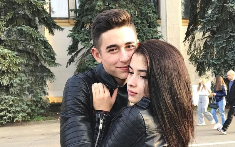 Дружина 22-річного Романа Сасанчина пожалілася на серйозні проблеми в їхніх стосунках