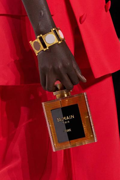 Краса перемагає: beauty-засоби &mdash; головні герої Balmain весна-літо 2025