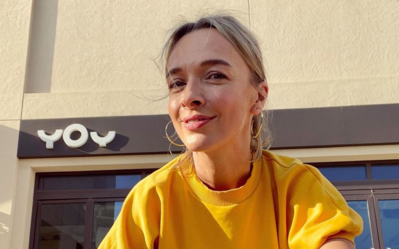 Василіса Фролова кардинально змінила зачіску та приголомшила новим іміджем: фото до та після