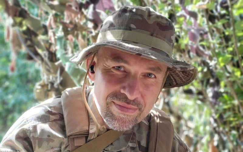 Актор-військовий Попенко дістав серйозну травму та переніс операцію: "Був на Запорізькому напрямку"