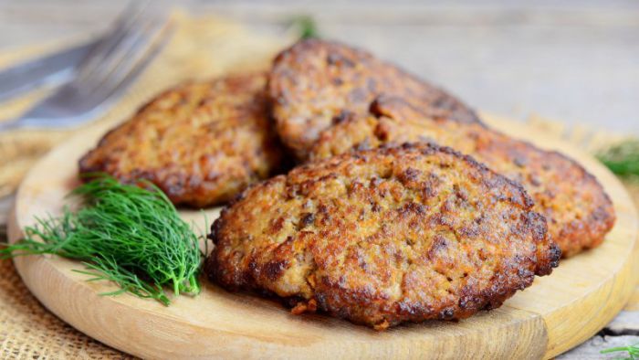 Оладки з курячої печінки і кускусу