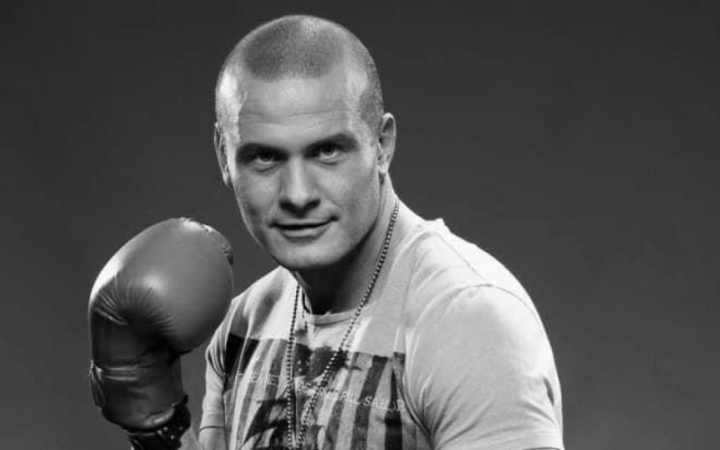 У Вінниці прощаються з В'ячеславом Узелковим: перші кадри з церемонії
