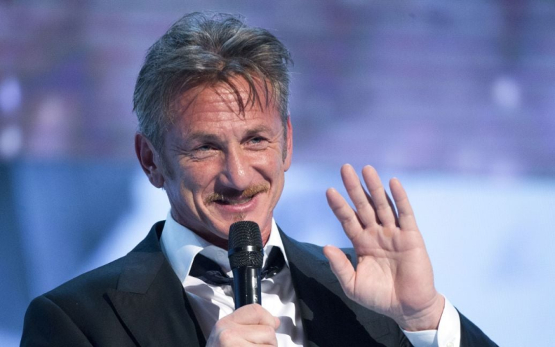 64-річний Шон Пенн закрутив роман з молодшою на 34 роки відомою акторкою і вперше показав її публіці