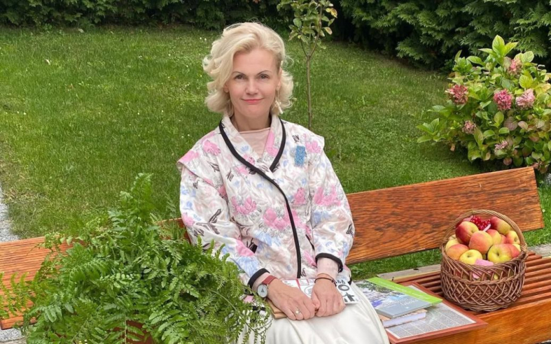Дружина Садового зізналась, чому не склалась її кар'єра та на які кошти живе сім'я