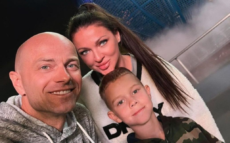 Дружина Влада Ями показала, як їхній син відсвяткував 9-річчя за кордоном