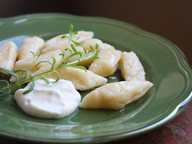 Галушки картопляно-сирні