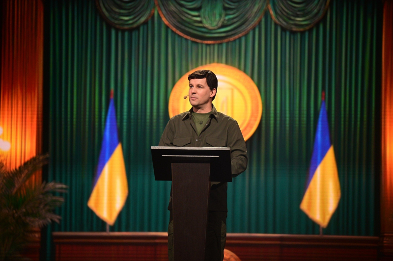Юрій Великий розсекретив, як дружина допомагає йому створювати нові пародії