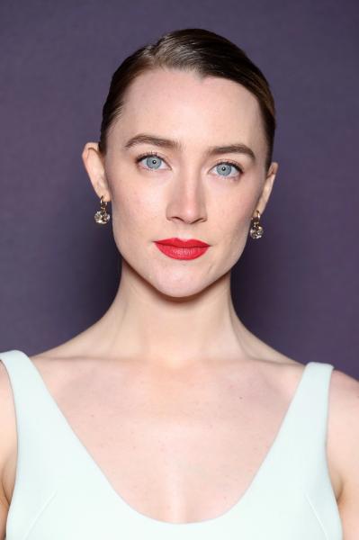 BAFTA-2025: 16 образів краси, що вражають