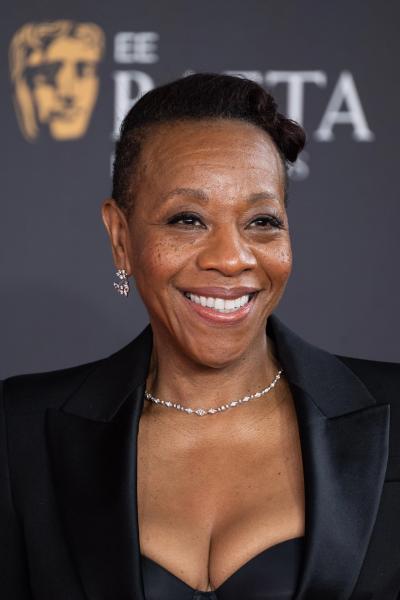 BAFTA-2025: 16 образів краси, що вражають