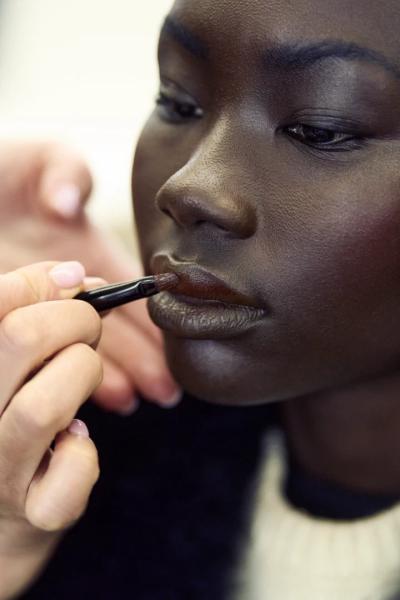 Головні секрети макіяжу CHANEL Haute Couture весна-літо 2025