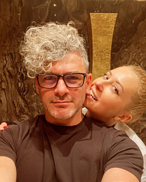 Тоня Матвієнко влучно відповіла на закиди, що "забрала" чоловіка з сім'ї: "Ці розмови набридли"