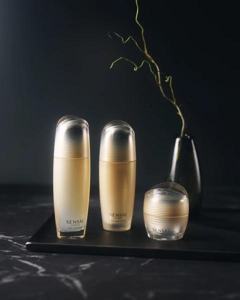 Чому J-Beauty захопив світ: досліджуємо на прикладі розкішного японського бренду Sensai