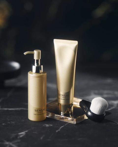 Чому J-Beauty захопив світ: досліджуємо на прикладі розкішного японського бренду Sensai