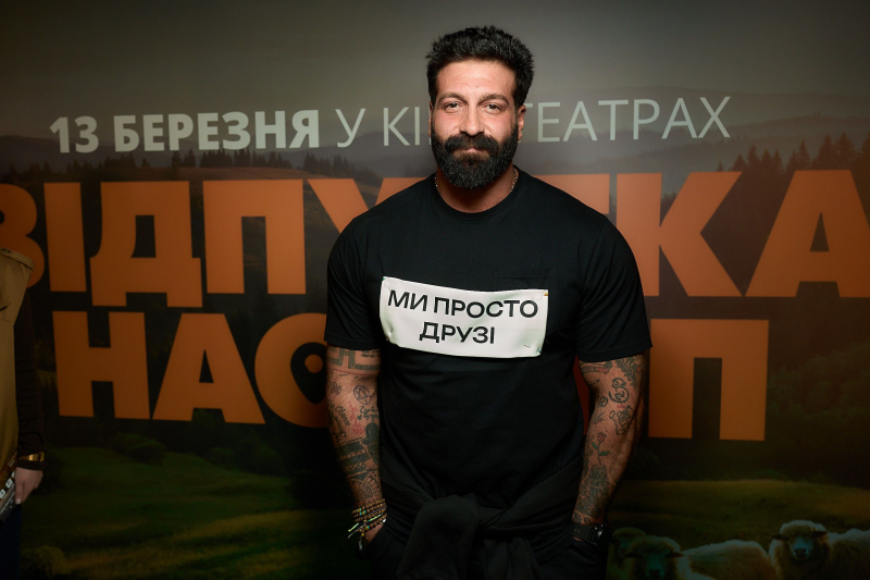Даніель Салем пояснив, як поєднує військову службу та кар'єру ведучого: "Роблю безкоштовно"
