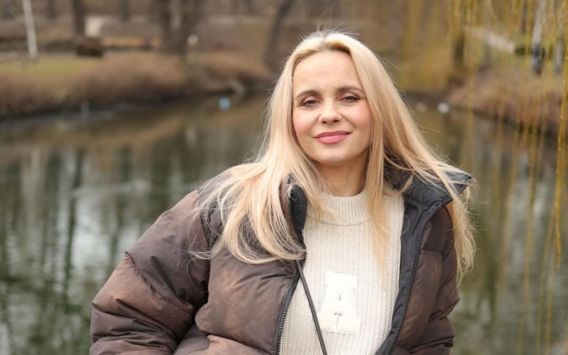 Лілія Ребрик замилувала фото одразу з трьома помітно підрослими доньками від Андрія Дикого