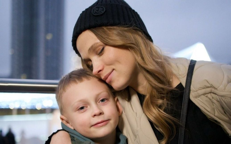 Вагітна Анна Кошмал пожалілася, що з сином серйозно захворіла: "З ускладненням на легені та горло"