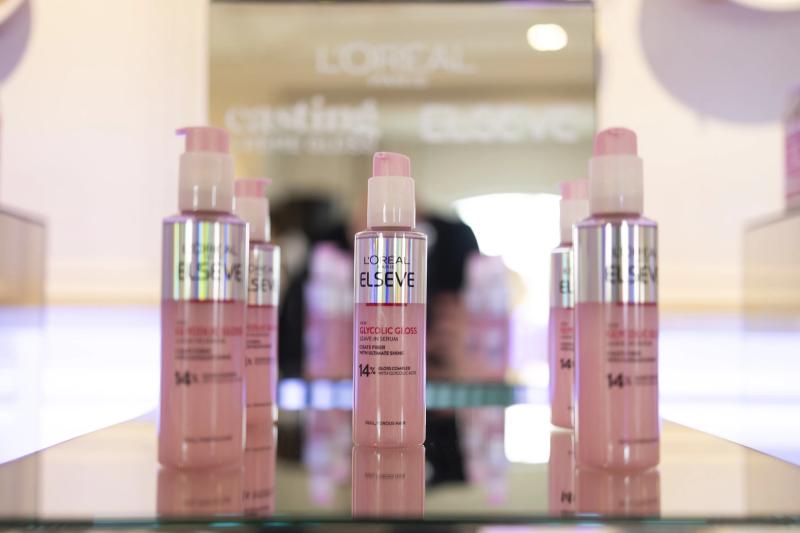Ще більше сяйва від L&rsquo;Or&eacute;al Paris: оновлення лінійки Elseve Glycolic Gloss та фарби Casting Creme Gloss