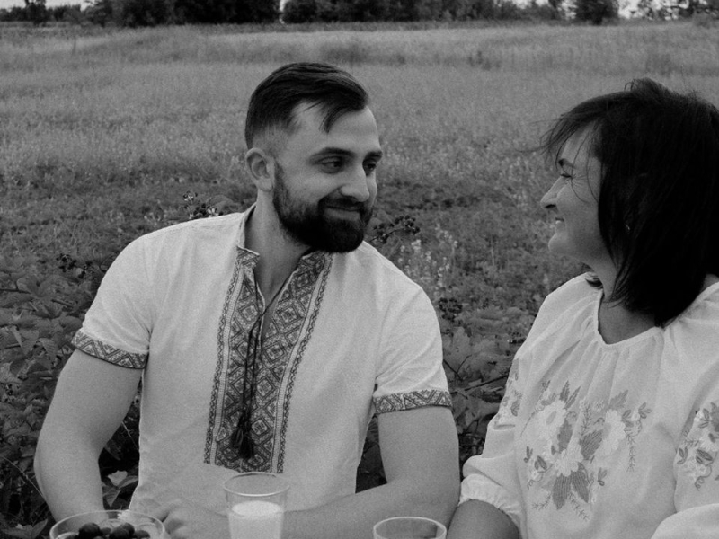 Шкідливі звички чоловіка у відносинах, які жінка помилково приймає за кохання та турботу