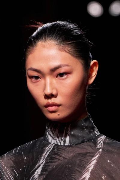 15 головних beauty трендів осені 2025, від яких божеволіють всі