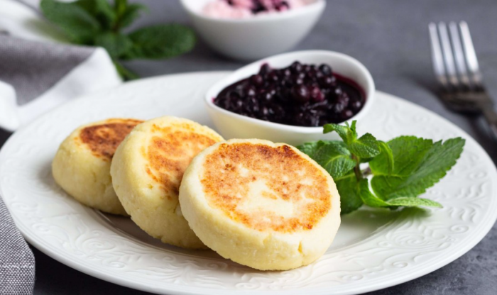 Ніжні сирники з мінімумом борошна