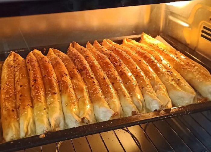 Роліні з тіста філо з курячим фаршем