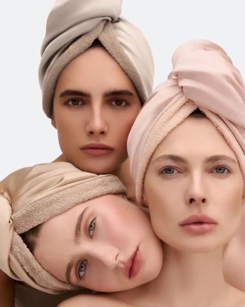 Beauty аксесуари, що назавжди змінюють правила краси. Vogue Beauty Advent, День 8