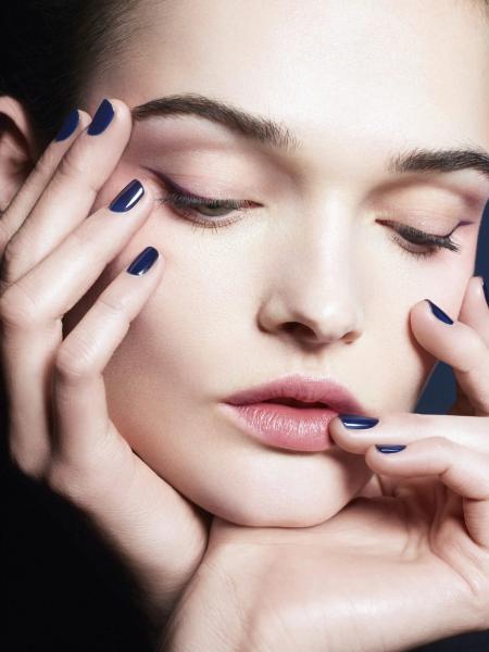 CHANEL Holiday 2025: зоряна святкова колекція макіяжу