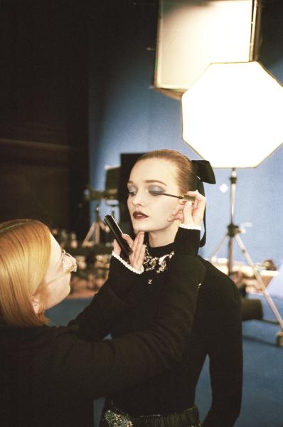 CHANEL Holiday 2025: зоряна святкова колекція макіяжу
