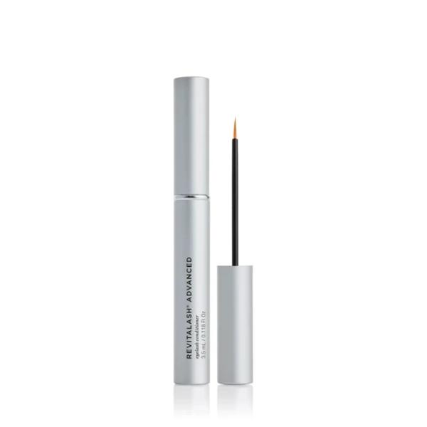 Як відростити вії. Vogue Beauty Advent, День 2