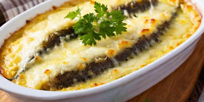 Запіканка з тріски і цибулі, селери і вершків &mdash; рецепт