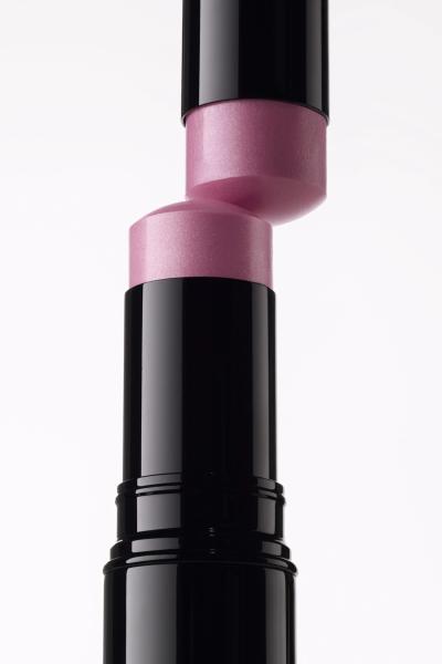 Chanel представляє Rouge Noir Makeup &mdash; нову темну главу в історії культового відтінку