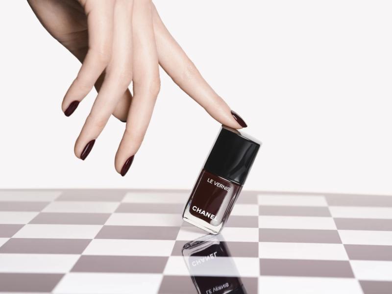 Chanel представляє Rouge Noir Makeup &mdash; нову темну главу в історії культового відтінку